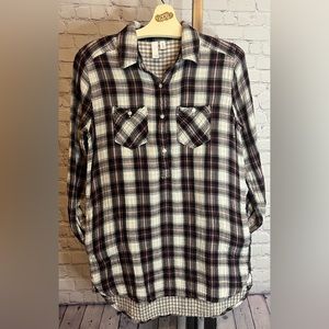 BP plaid flannel shirt XS. Black & white plaid print & lined w/ gingham check.